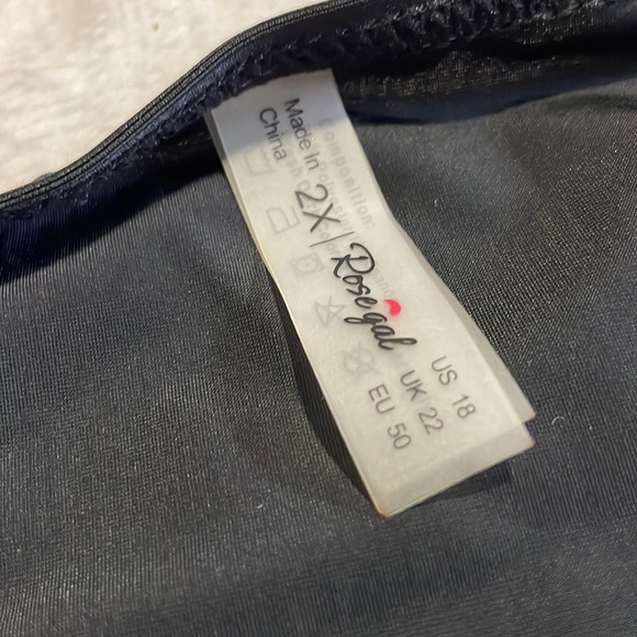 🎉HP🎉NWT Rose Gal 2 Piece Red Floral Tankini and Swim Bottoms - Picture 11 of 13